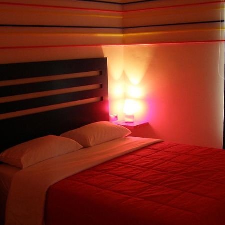 Room In A Neoclassical House - Ladybug Kastoria Esterno foto
