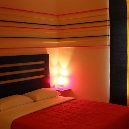 Room In A Neoclassical House - Ladybug Kastoria Esterno foto